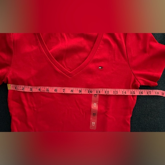 Tommy Hilfiger V Neck Short Sleeve shirt. - Picture 2 of 3